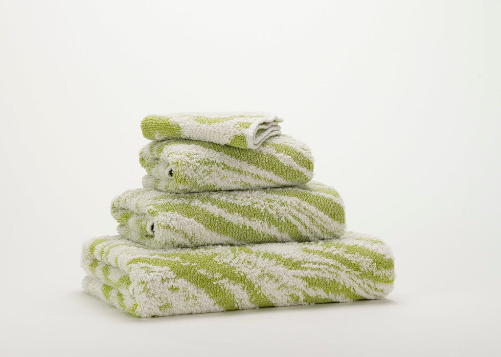 Abyss Fogo Towels in 165 Apple Green