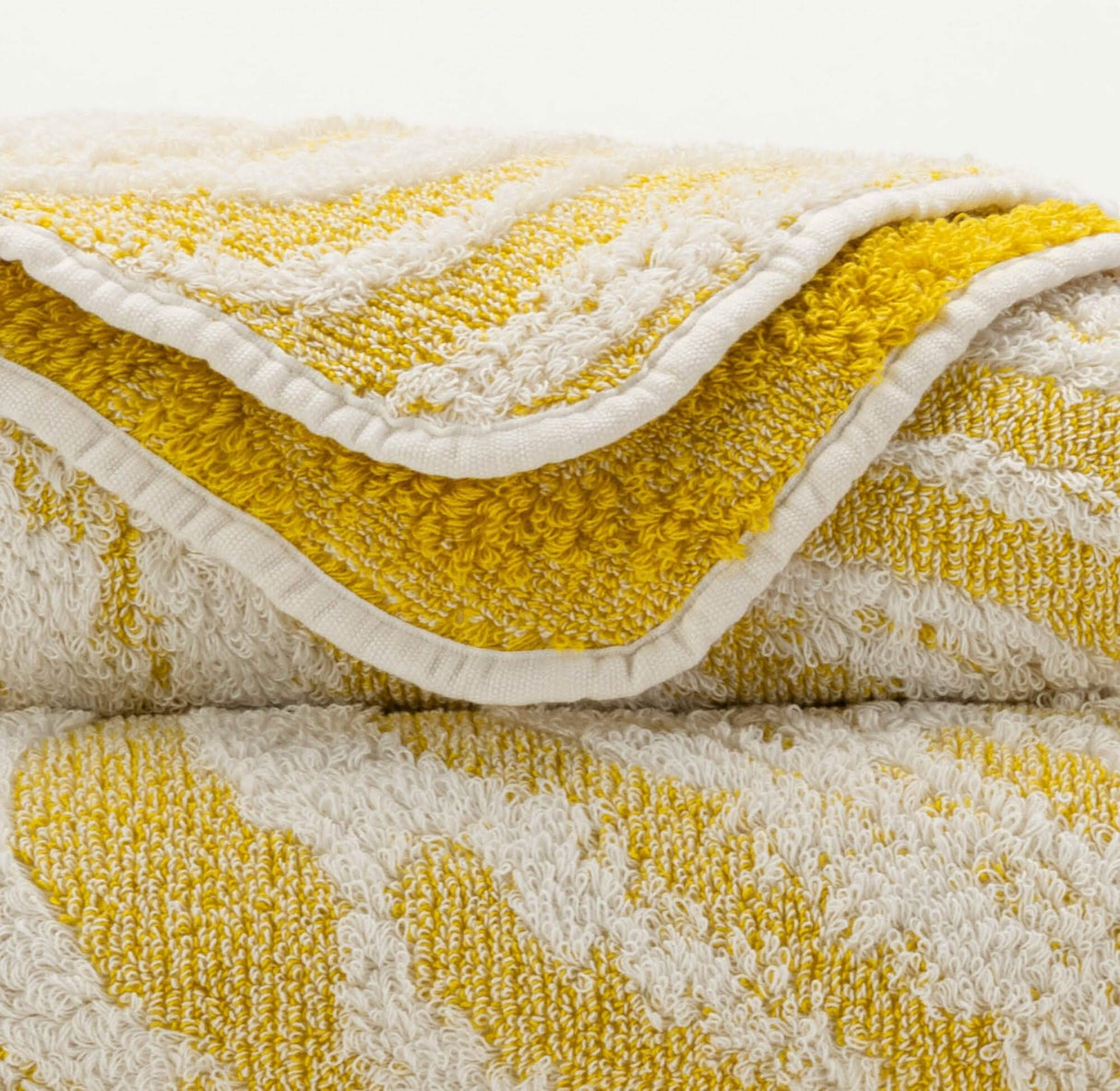 Abyss Fogo Towels in 278 Yuzu