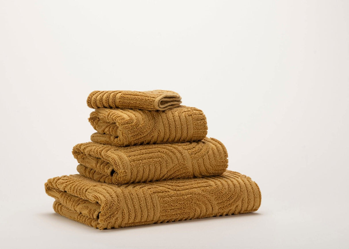 Abyss Olly Towels in 840 Gold