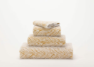 Abyss Vasco Towels in 840 Gold