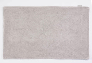 Abyss & Habidecor Double Tub Mat in 950 Cloud. Available in Canada @ TMASC.