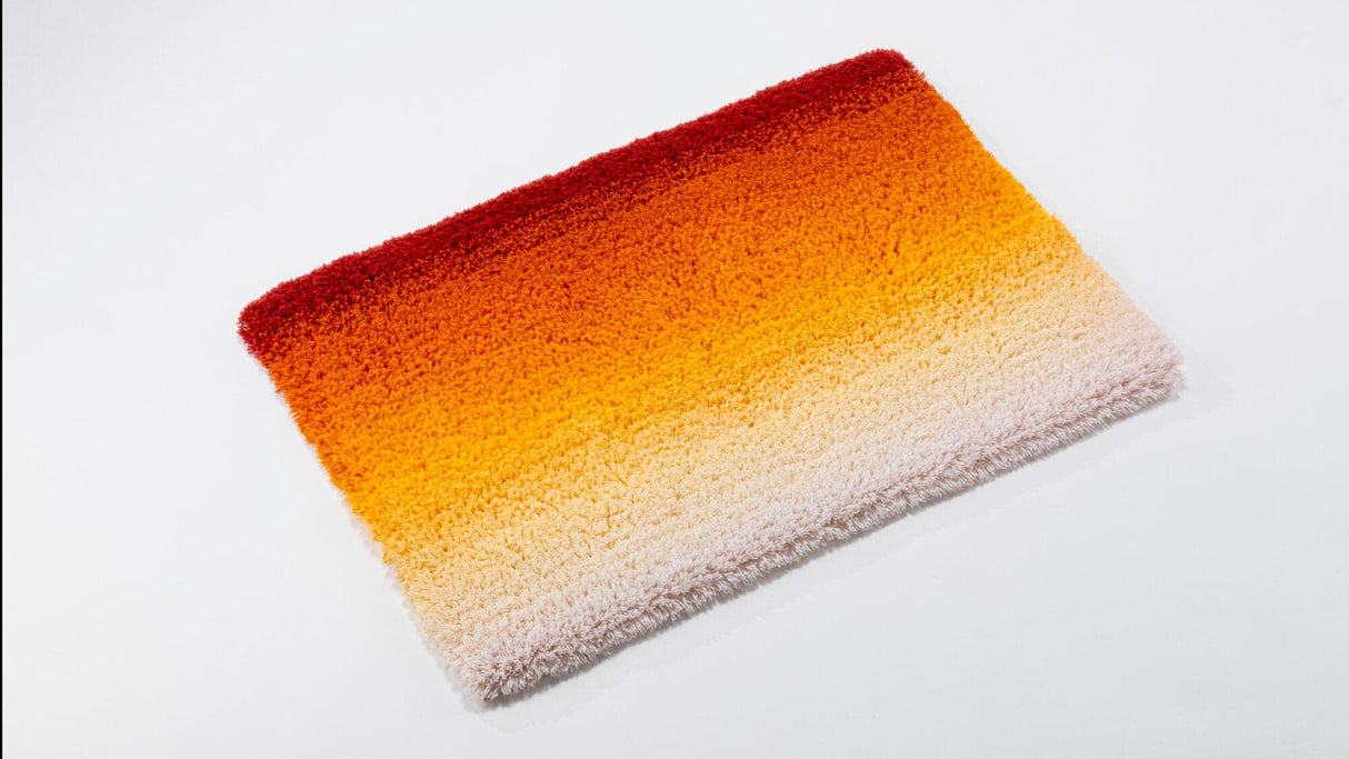 Aurore Bath Rug in 514 Carmin