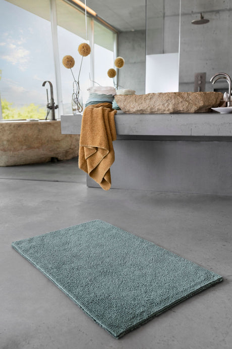 Bay Bath Rug in 309 Atlantic