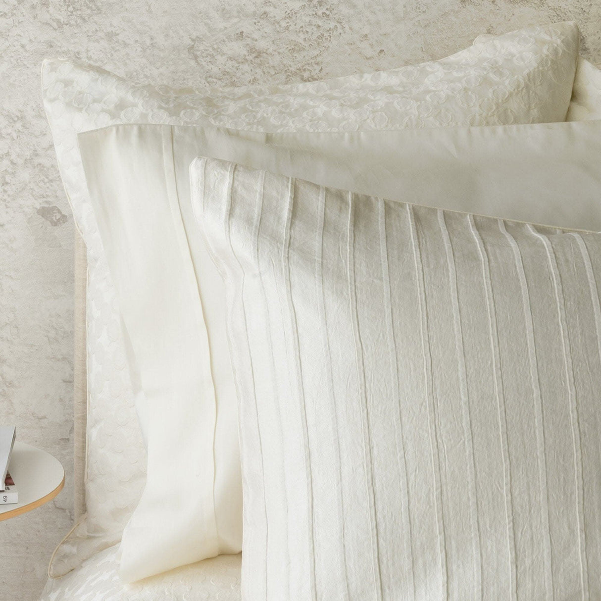 Anello Alabaster Duvet Cover