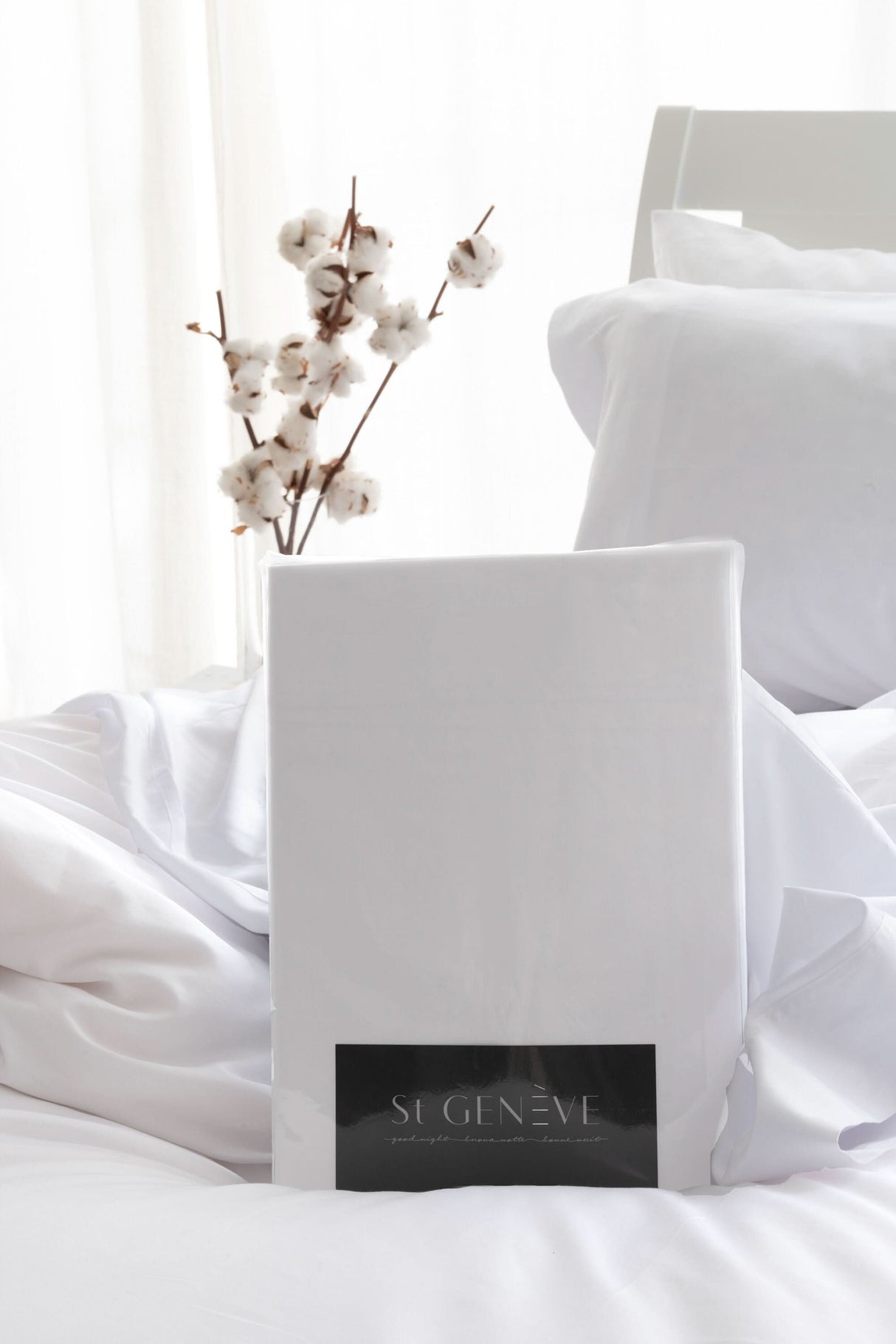 St Genève Porto Egyptian Cotton Sheeting in White