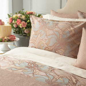 L'Amour Duvet Cover