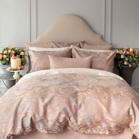 L'Amour Duvet Cover